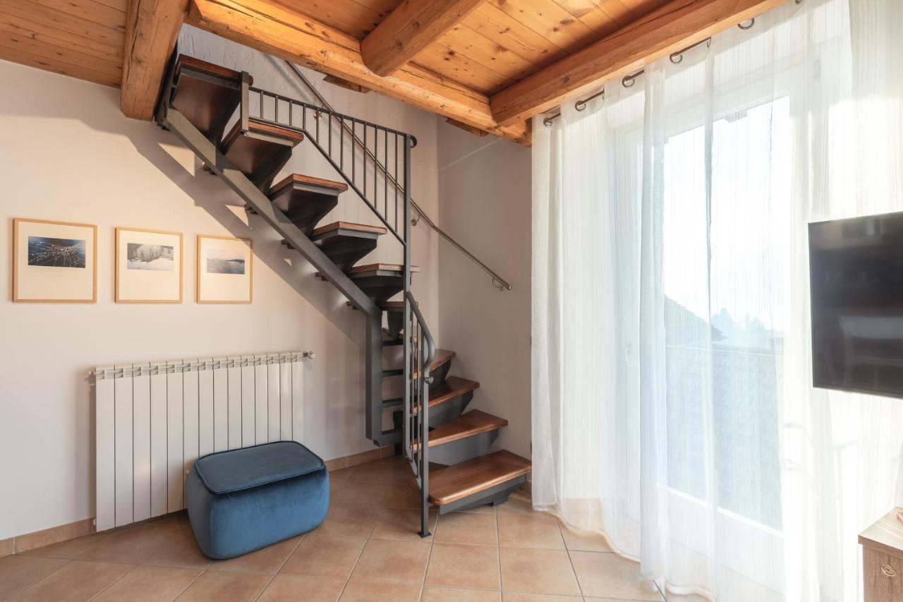 Casa Del Borgo "Aria & Acqua" Sul Lago Maggiore Maccagno Экстерьер фото
