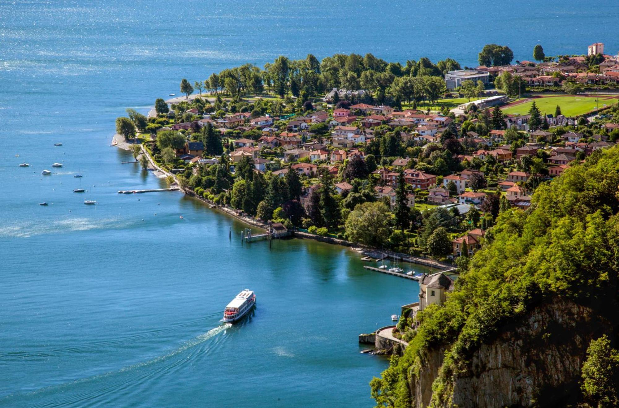 Casa Del Borgo "Aria & Acqua" Sul Lago Maggiore Maccagno Экстерьер фото