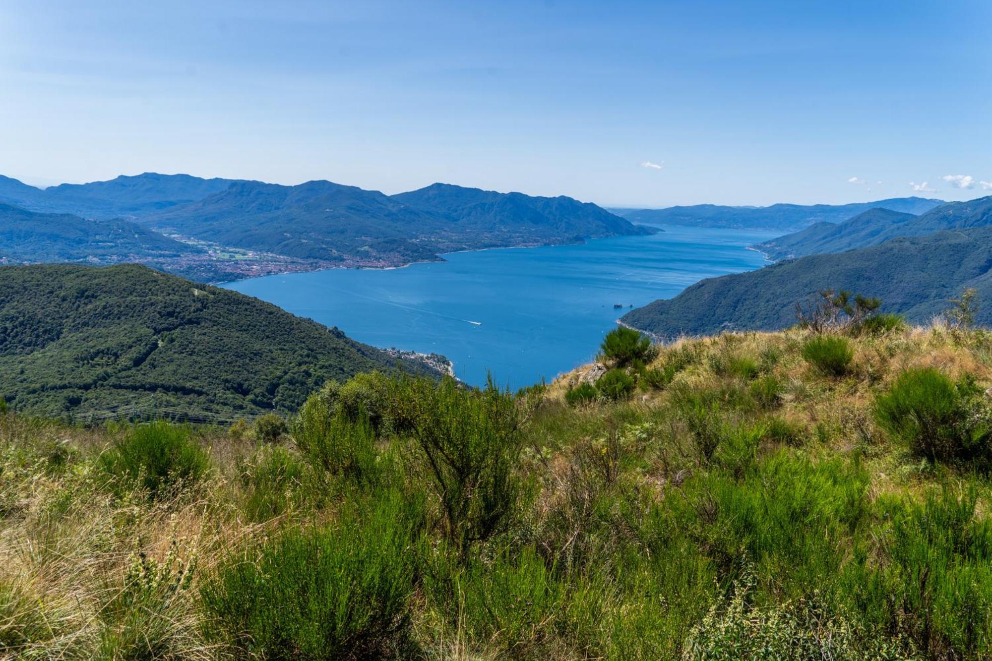 Casa Del Borgo "Aria & Acqua" Sul Lago Maggiore Maccagno Экстерьер фото