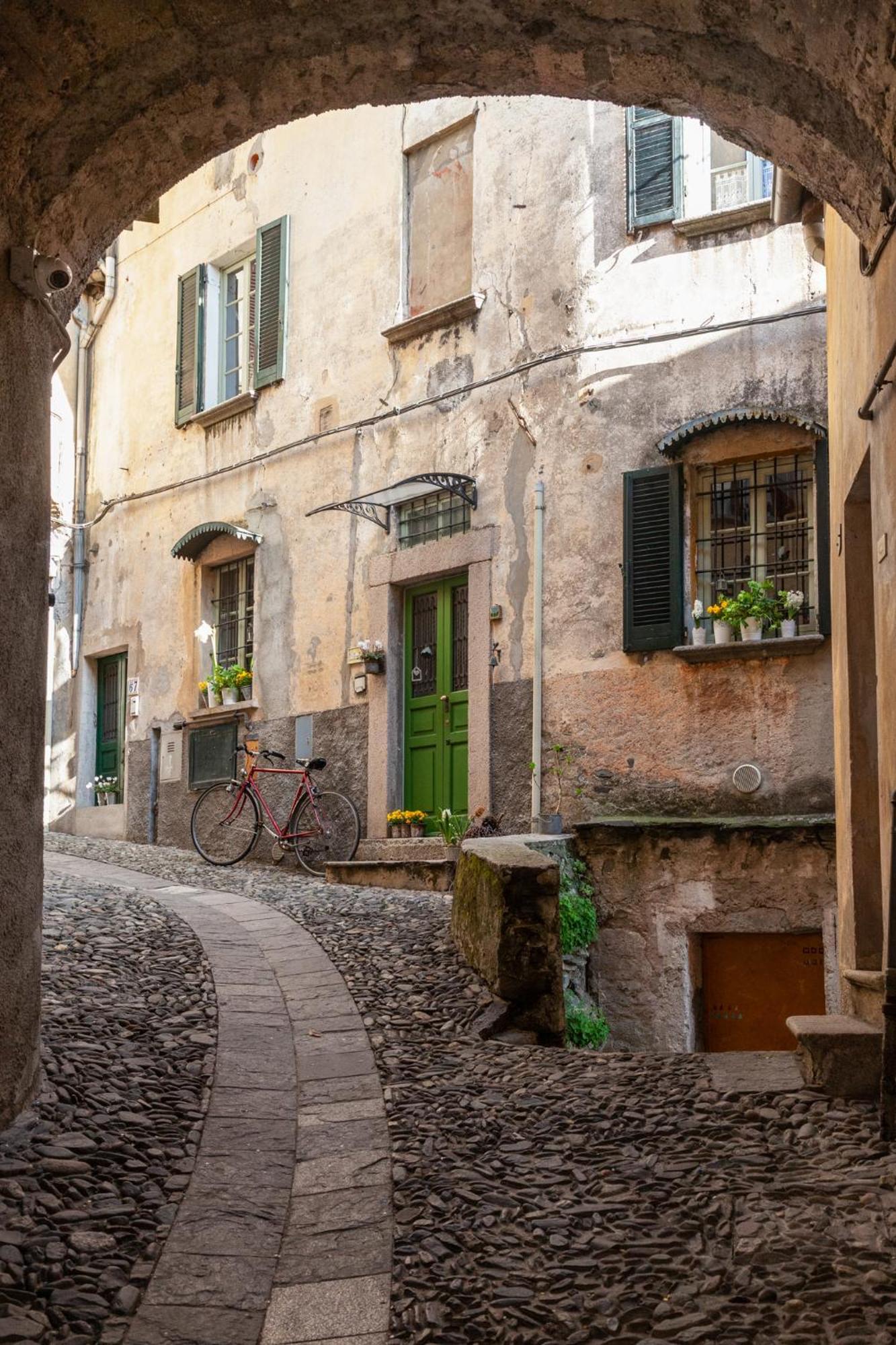 Casa Del Borgo "Aria & Acqua" Sul Lago Maggiore Maccagno Экстерьер фото